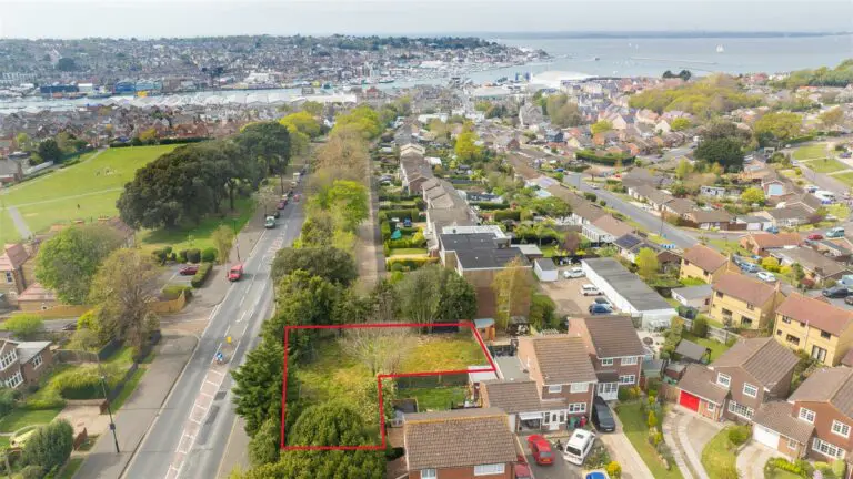 Glossop Close, East Cowes